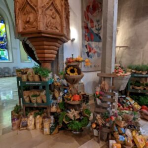 Rückblick – Schmücken der Januariuskirche zu Erntedank 2022