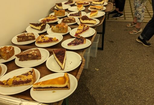 Wir bitten um Kuchenspenden für den Seniorennachmittag beim Straßenfest!